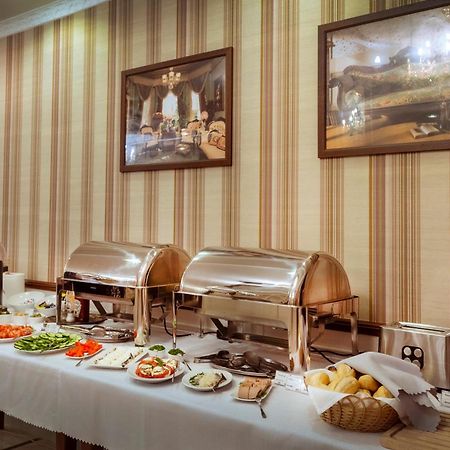 Aparthotel Hubertus Белосток Экстерьер фото