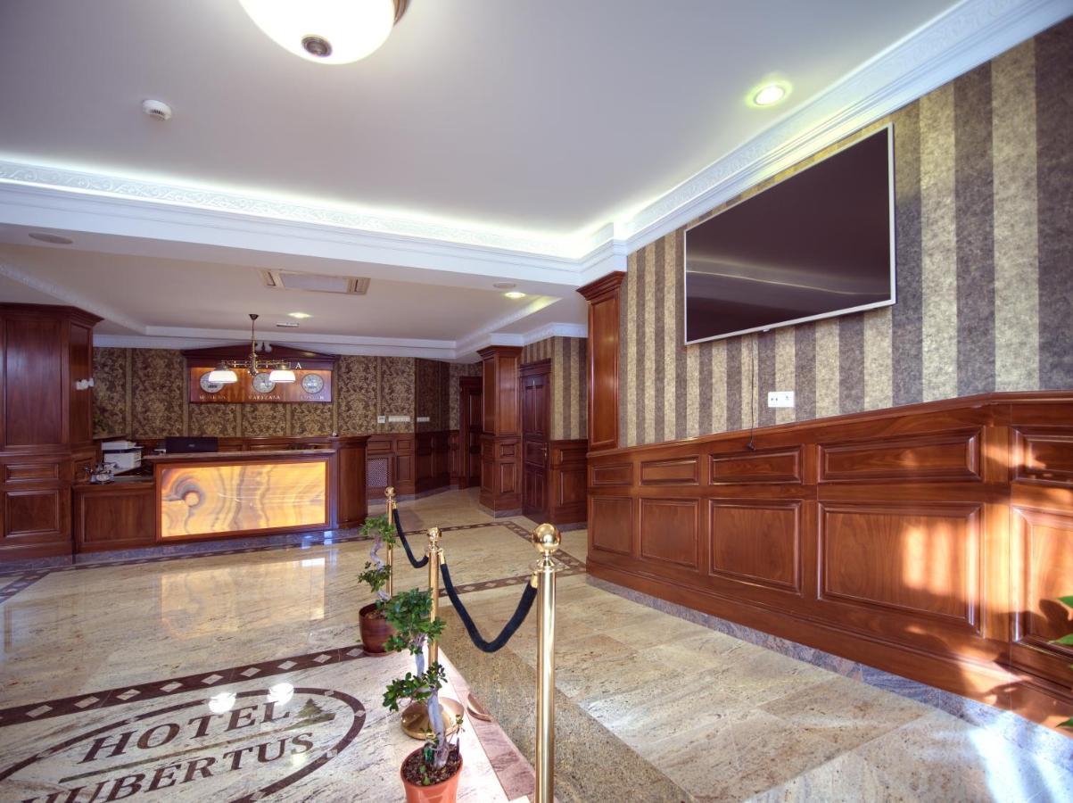 Aparthotel Hubertus Белосток Экстерьер фото