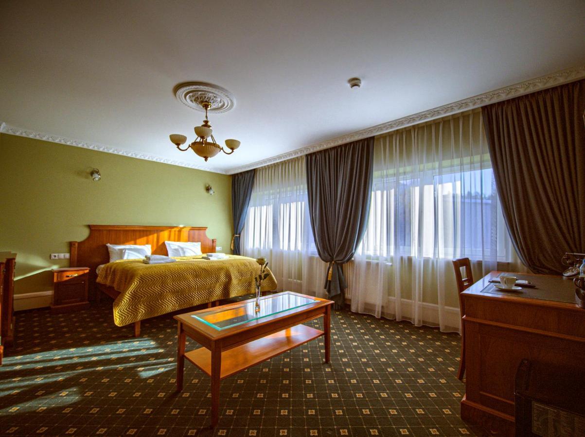 Aparthotel Hubertus Белосток Экстерьер фото