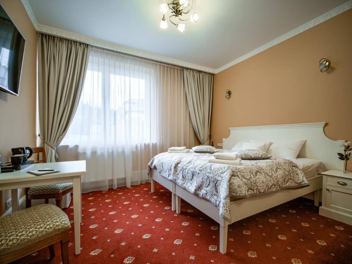 Aparthotel Hubertus Белосток Экстерьер фото