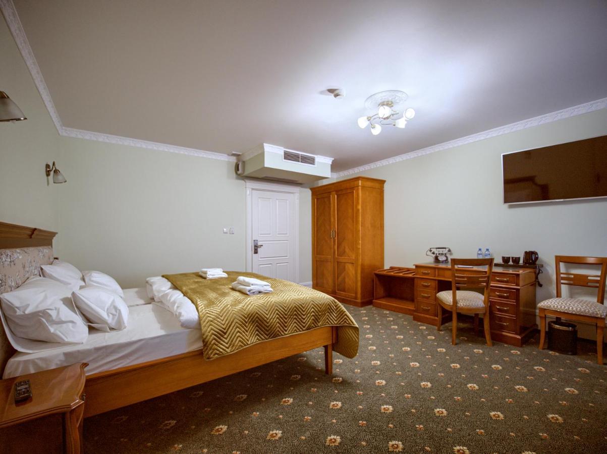 Aparthotel Hubertus Белосток Экстерьер фото