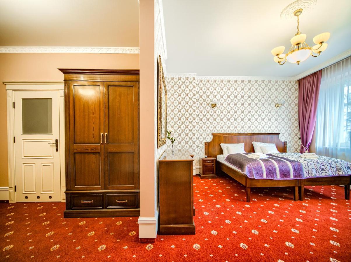 Aparthotel Hubertus Белосток Экстерьер фото