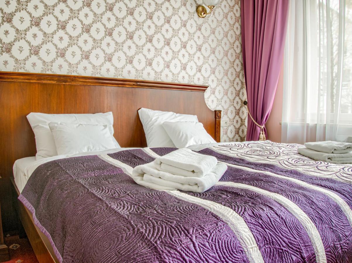 Aparthotel Hubertus Белосток Экстерьер фото